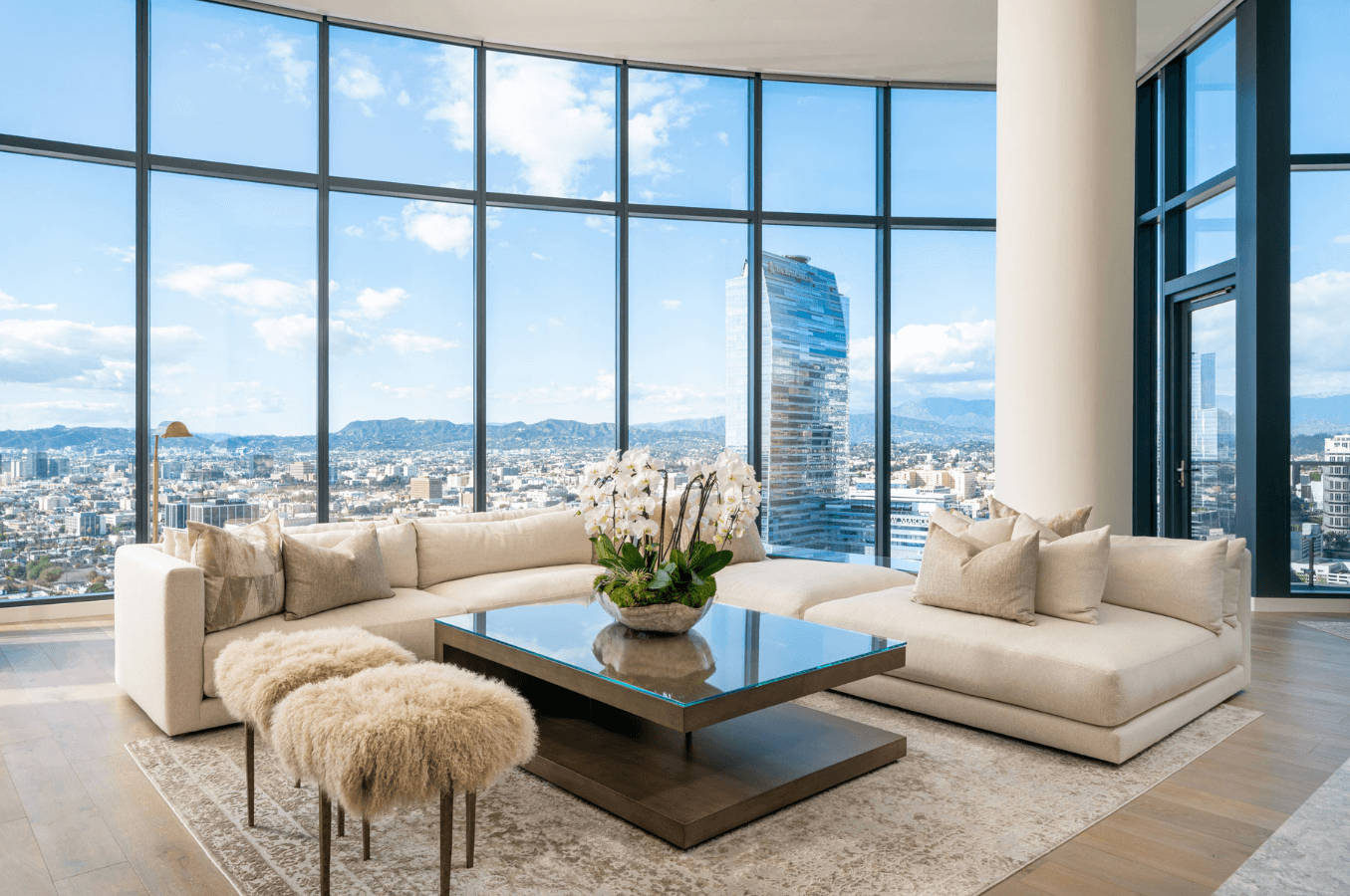 Exploring Luxury Living: Penthouses in Los Angeles for Rent