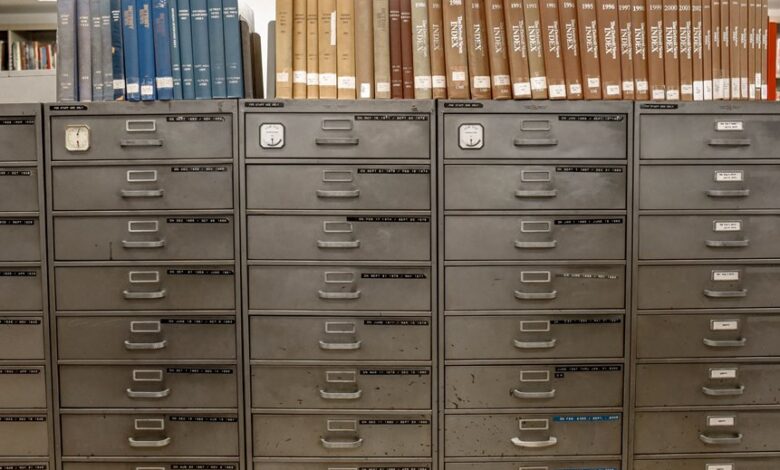 public record reference tracking